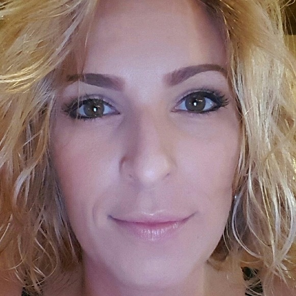 Meet your Posher, J - Picture 1 of 1